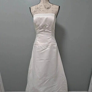 Vintage Jim Hjelm Visions Wedding Dress Style #4151